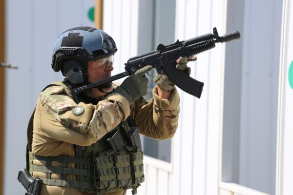 Curso de Combate en Espacios Confinados (CQB) - Imagen 2